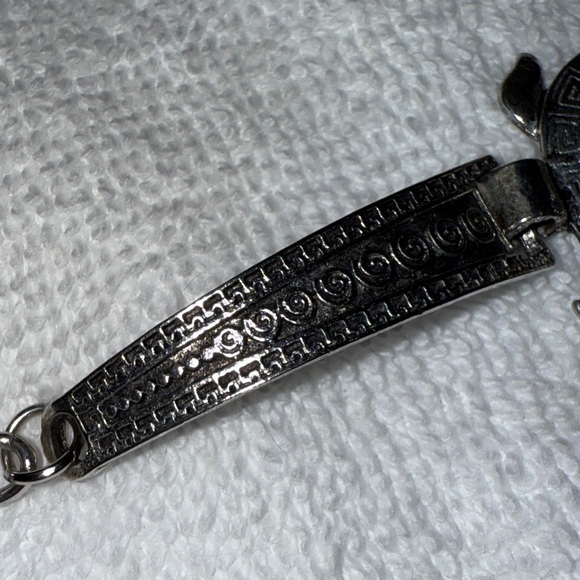 Handcrafted Turtle G clef Bracelet - Picture 3 of 12